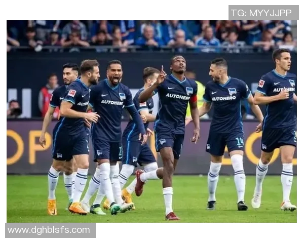 柏林赫塔客场大胜不莱梅，积分榜上升，稳健冲击联赛前列